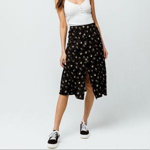 Sky and Sparrow Black Floral Midi Skirt